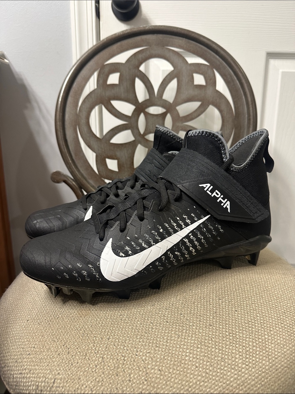 Nike Men's Alpha Menace Pro 2 Football Cleats Sz 11.5 Wide